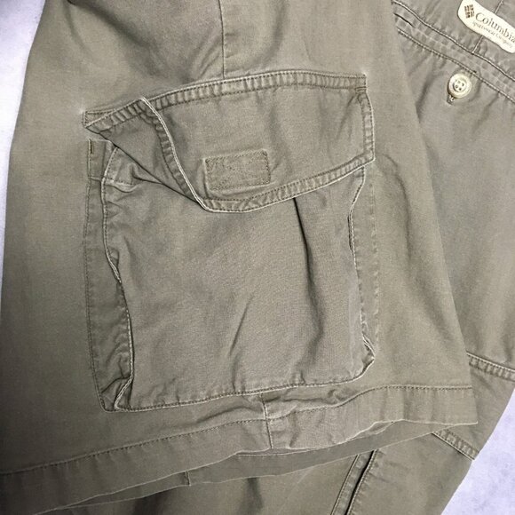 Columbia Mens Cargo Shorts size 34‎ Green Pleated Cotton Trail Summer - Picture 9 of 13